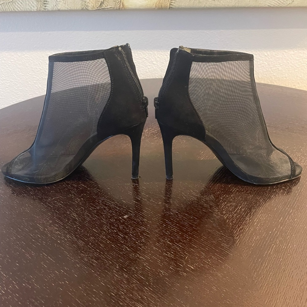 Charles David mesh peep toe bootie. Size 6.5